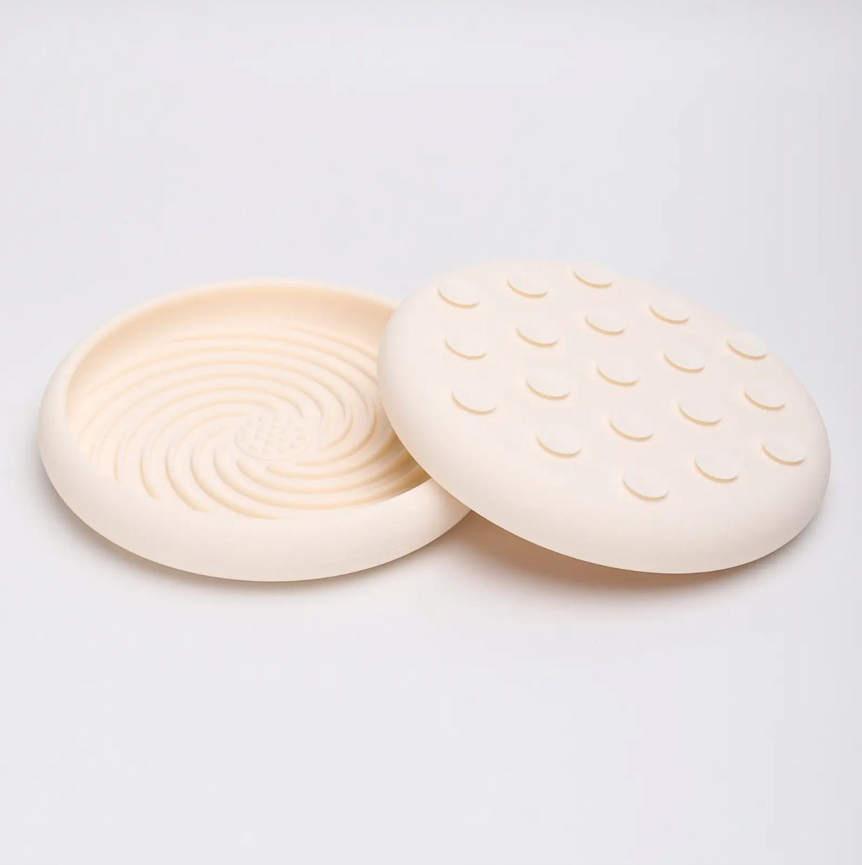 Dog Licking Mat – The Ultimate Distraction for Grooming & Feeding!